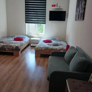 Apartment Marco 3 Przy Dworcu-stare Miasto-super Wi Fi, Krakow